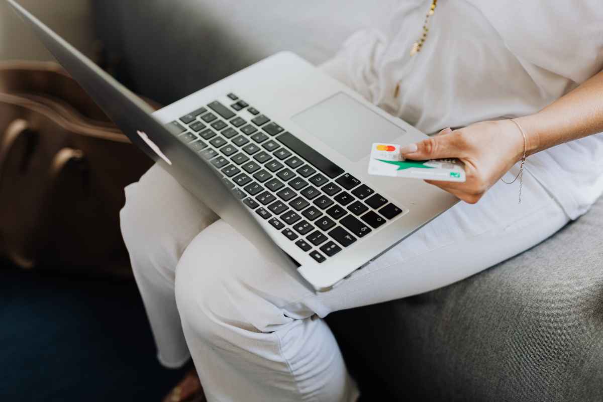 Vendi online? Rischi sanzioni pesantissime se lo fai su queste piattaforme